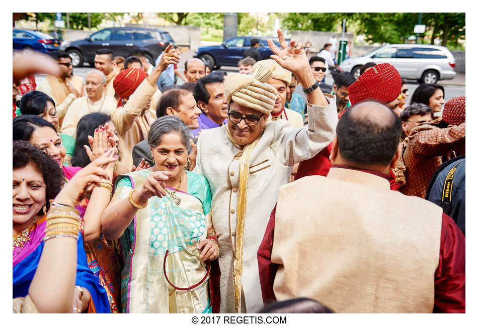  Rani and Veeraj’s South Asian Wedding | The Franklin Institute in Philadelphia | Philadelphia Wedding Photographers