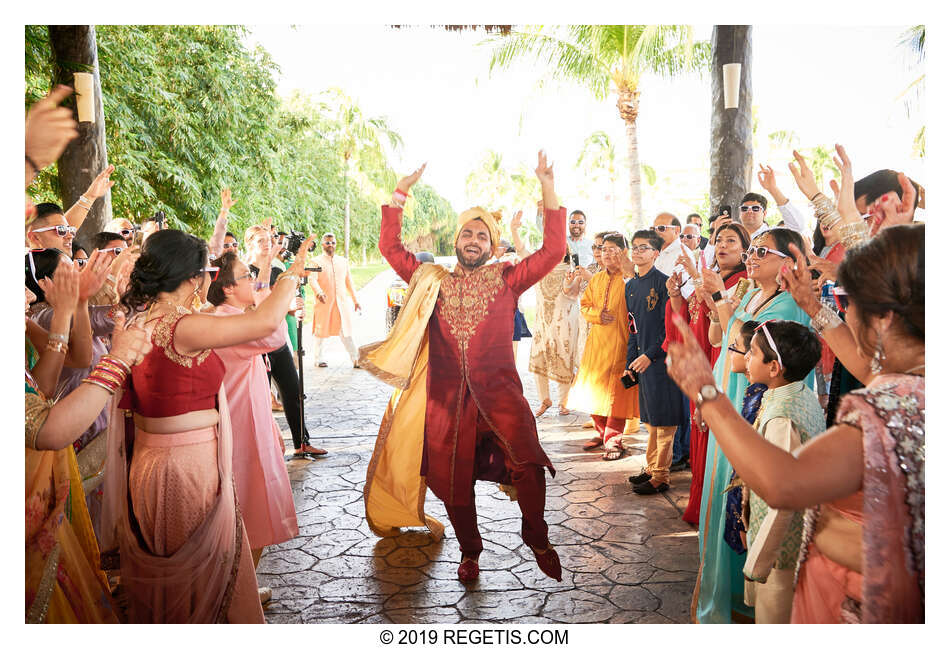  Anuj and Shruthi’s Indian Wedding Ceremony | Cancun, Mexico |  Destination Wedding Photographers.