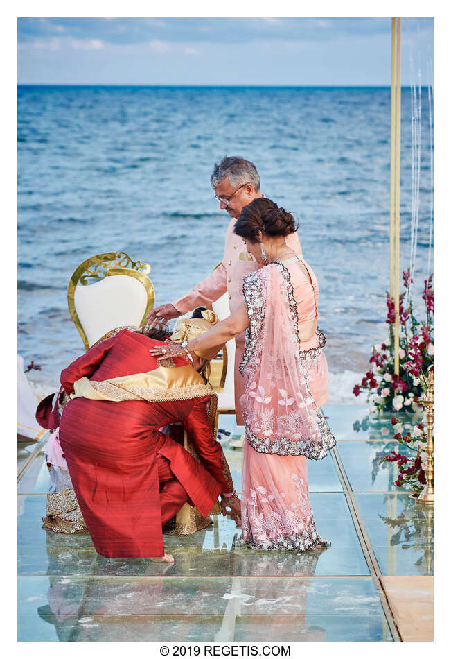  Anuj and Shruthi’s Indian Wedding Ceremony | Cancun, Mexico |  Destination Wedding Photographers.