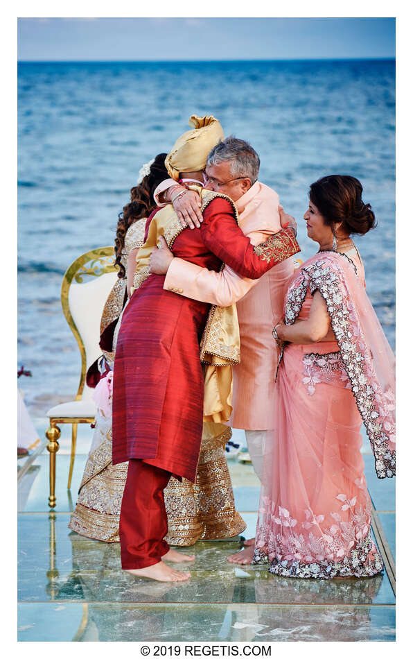  Anuj and Shruthi’s Indian Wedding Ceremony | Cancun, Mexico |  Destination Wedding Photographers.