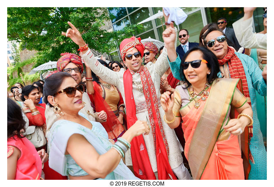  Vinay and Anjali’s South Asian Indian Hindu Wedding at The Gaylord National Resort & Conference Center | Oxon Hill Maryland Wedding Photographers