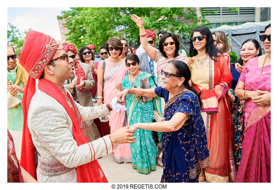  Vinay and Anjali’s South Asian Indian Hindu Wedding at The Gaylord National Resort & Conference Center | Oxon Hill Maryland Wedding Photographers