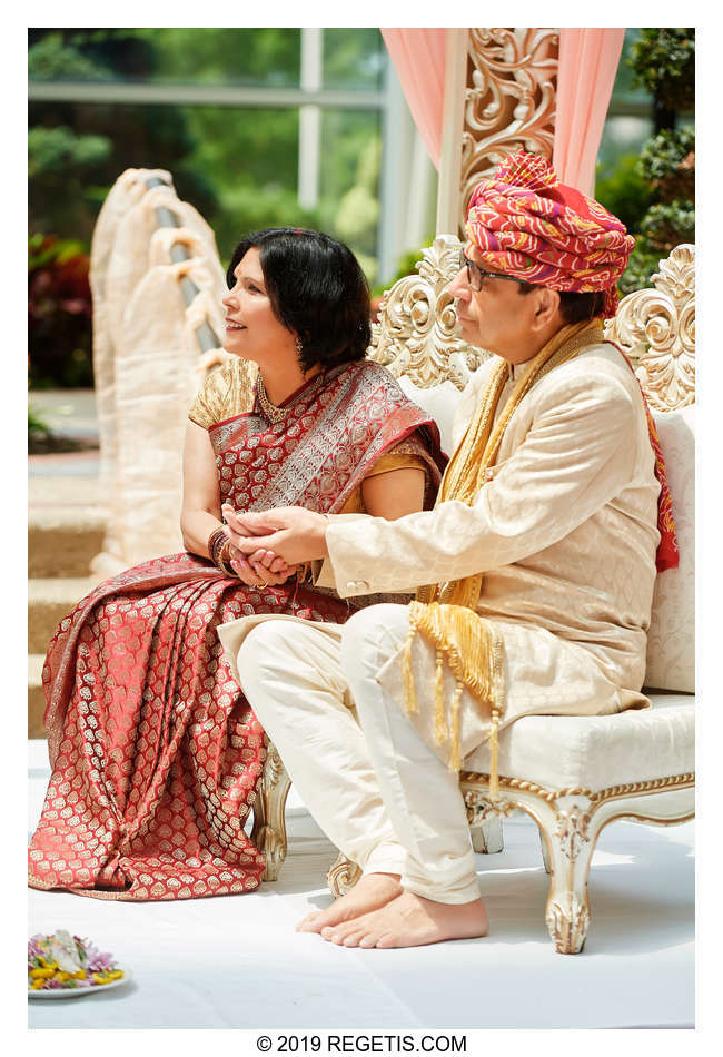  Vinay and Anjali’s South Asian Indian Hindu Wedding at The Gaylord National Resort & Conference Center | Oxon Hill Maryland Wedding Photographers