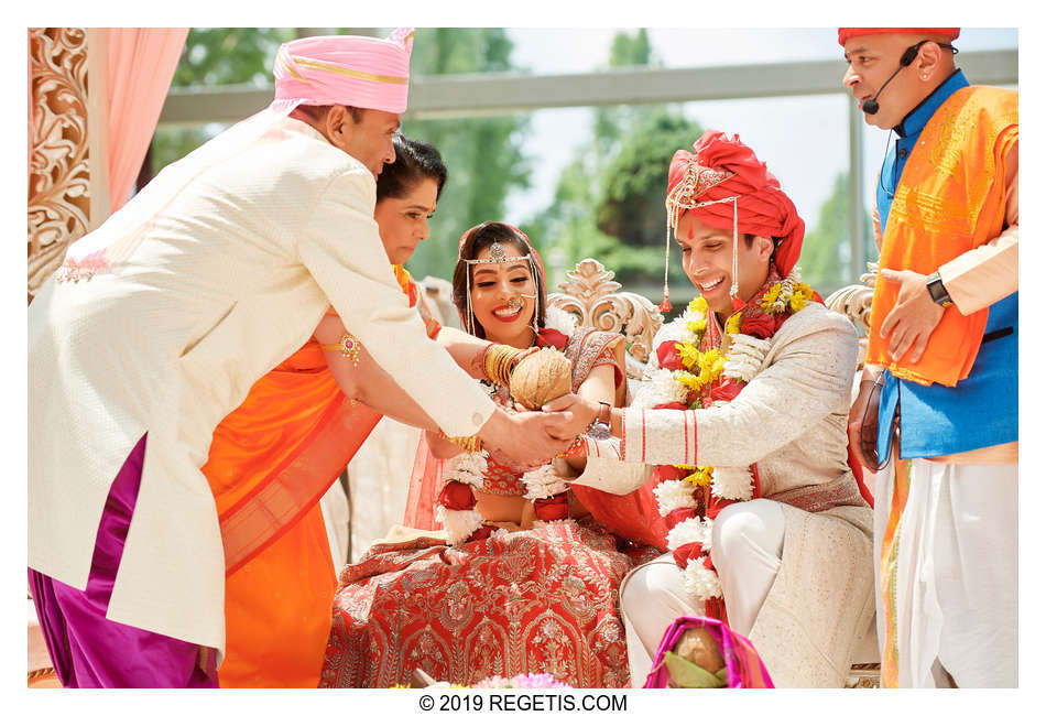  Vinay and Anjali’s South Asian Indian Hindu Wedding at The Gaylord National Resort & Conference Center | Oxon Hill Maryland Wedding Photographers