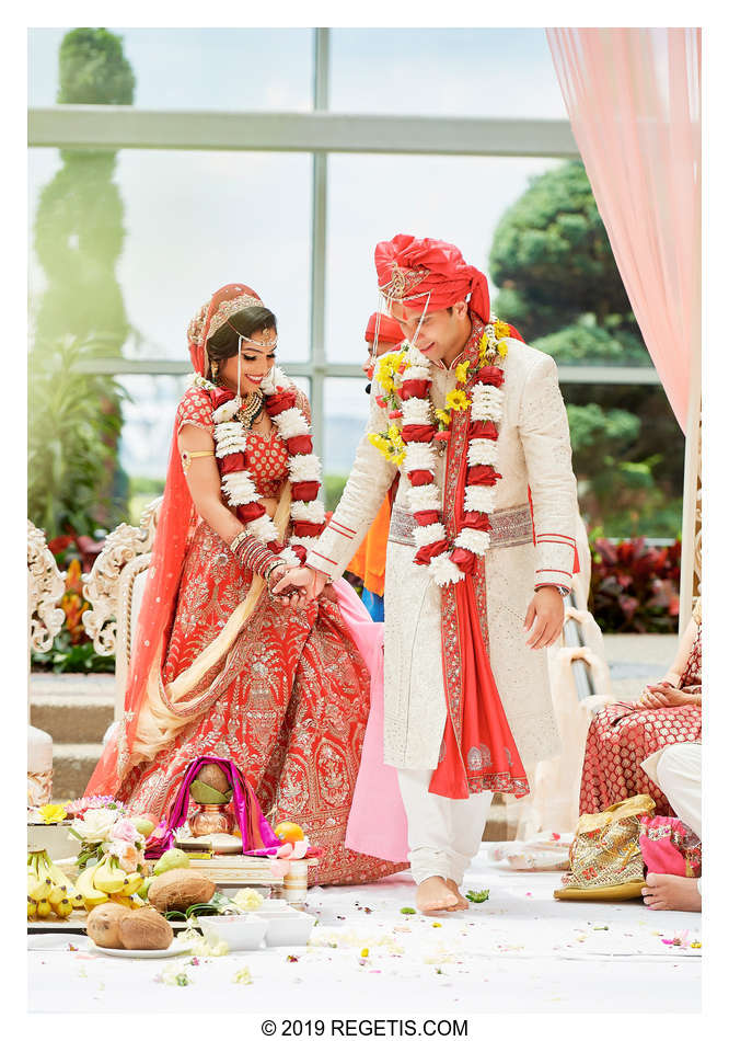  Vinay and Anjali’s South Asian Indian Hindu Wedding at The Gaylord National Resort & Conference Center | Oxon Hill Maryland Wedding Photographers