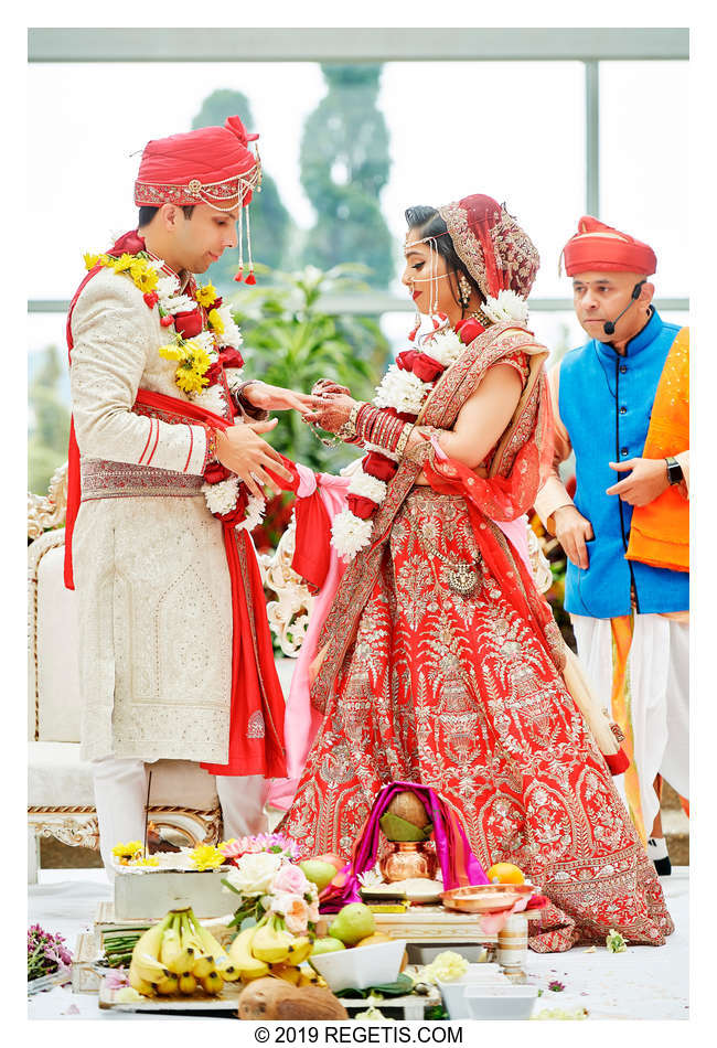  Vinay and Anjali’s South Asian Indian Hindu Wedding at The Gaylord National Resort & Conference Center | Oxon Hill Maryland Wedding Photographers