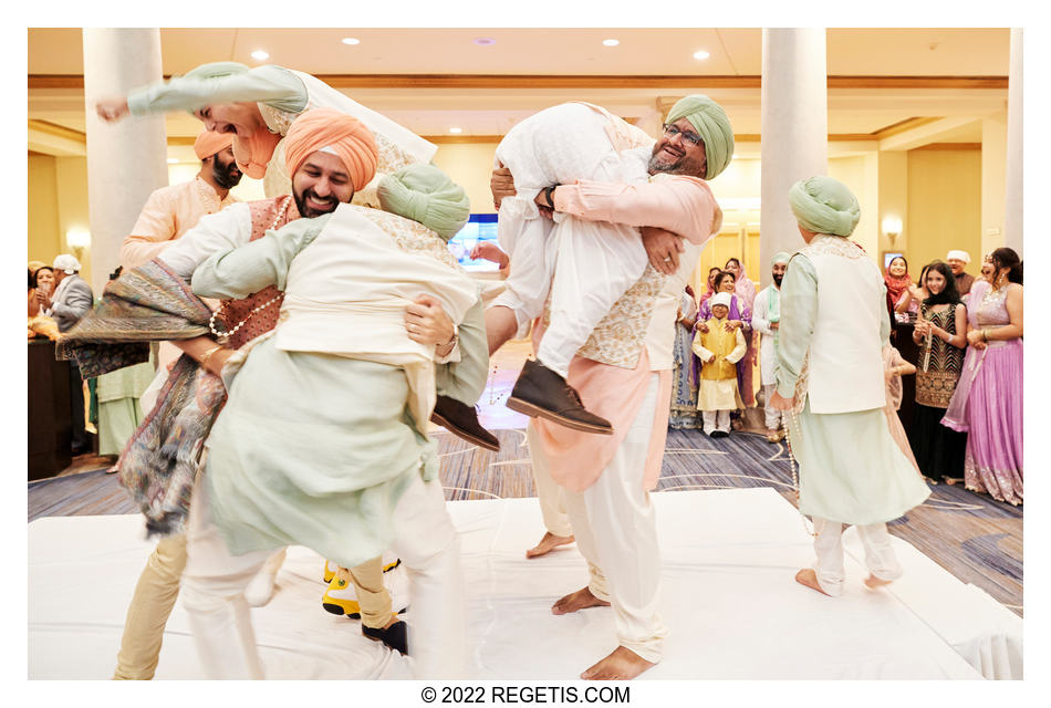 Akshay and Gurvina Sikh Ceremony Wedding Photos