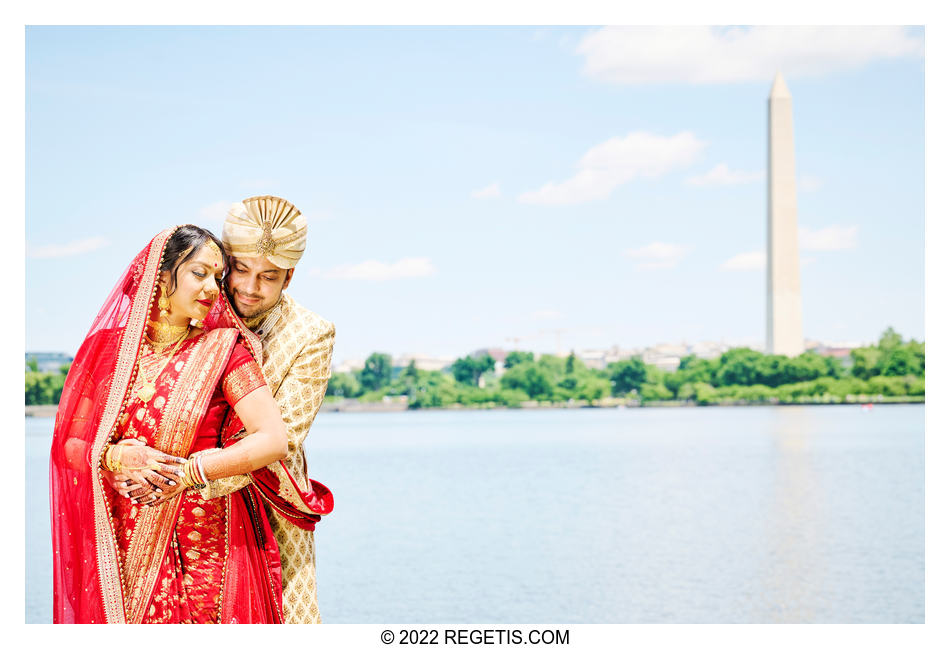 Indian Bride and Groom’s portrait with the Washington Monument in the background.