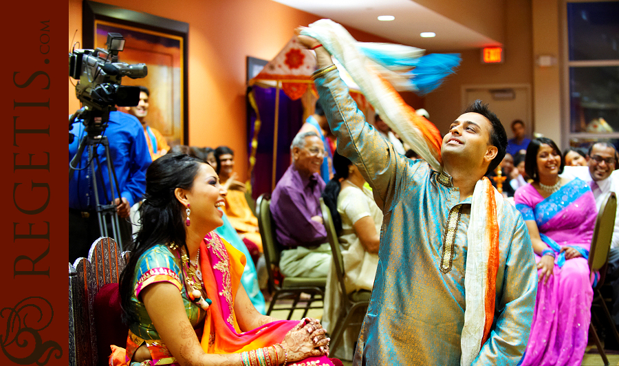 South Asian (Indian) Wedding at North Bethesda Marriott in Maryland Photography by Regeti's