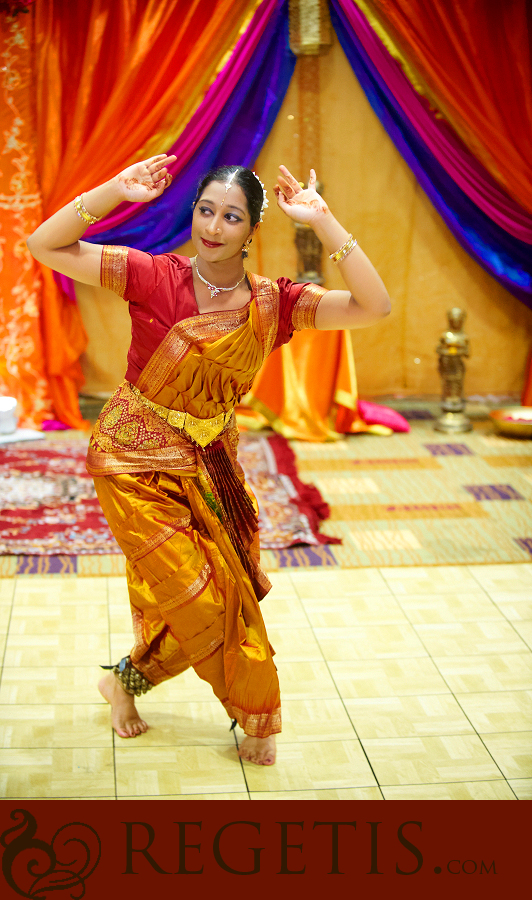 South Asian (Indian) Wedding at North Bethesda Marriott in Maryland Photography by Regeti's