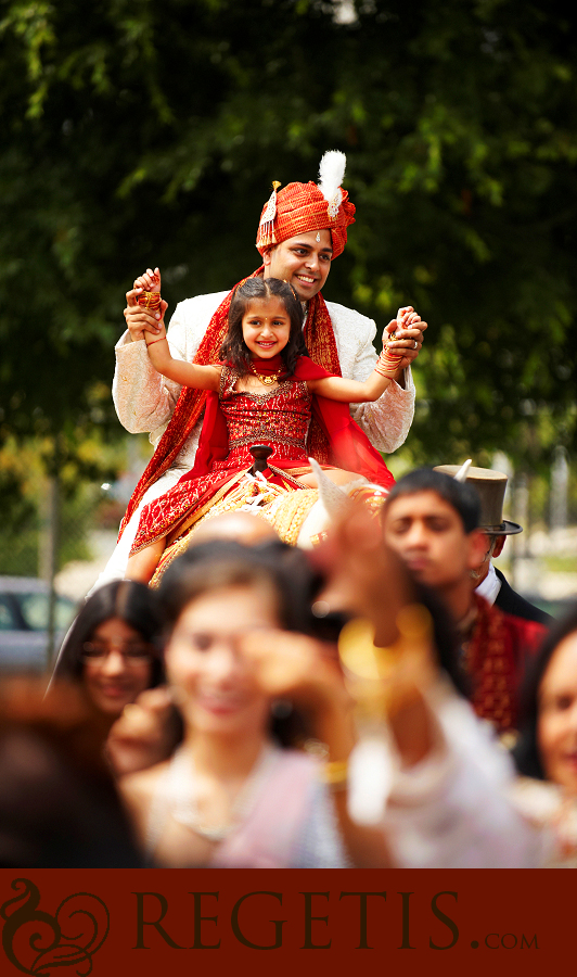 South Asian (Indian) Wedding at North Bethesda Marriott in Maryland Photography by Regeti's