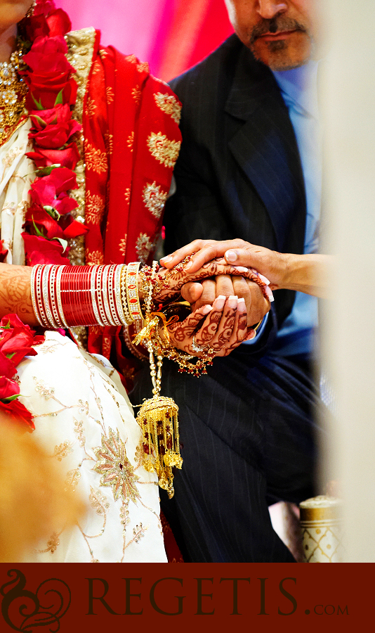 South Asian (Indian) Wedding at North Bethesda Marriott in Maryland Photography by Regeti's