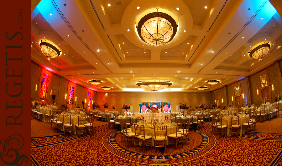 South Asian (Indian) Wedding at North Bethesda Marriott in Maryland Photography by Regeti's