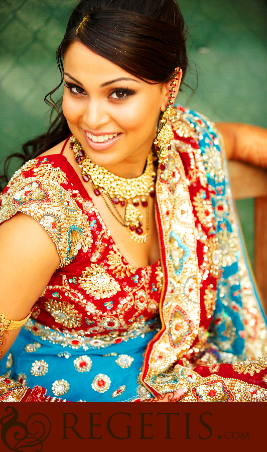 South Asian (Indian) Wedding at North Bethesda Marriott in Maryland Photography by Regeti's