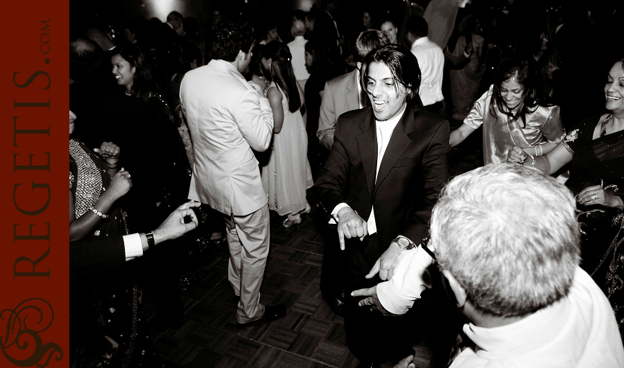 South Asian (Indian) Wedding at North Bethesda Marriott in Maryland Photography by Regeti's