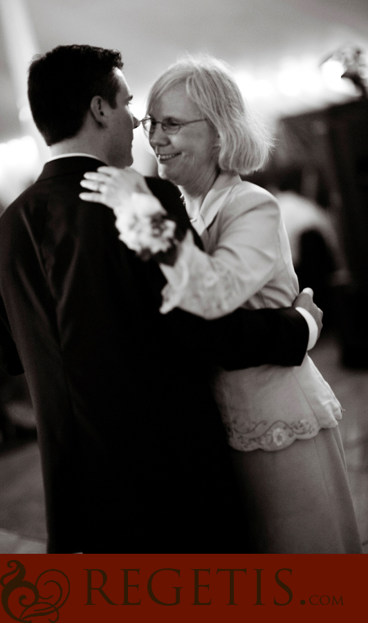 Wedding at Evergreen Museum in Baltimore Maryland, Hindu and Chrisrian Wedding Fusion Photographed by Regeti's Photography