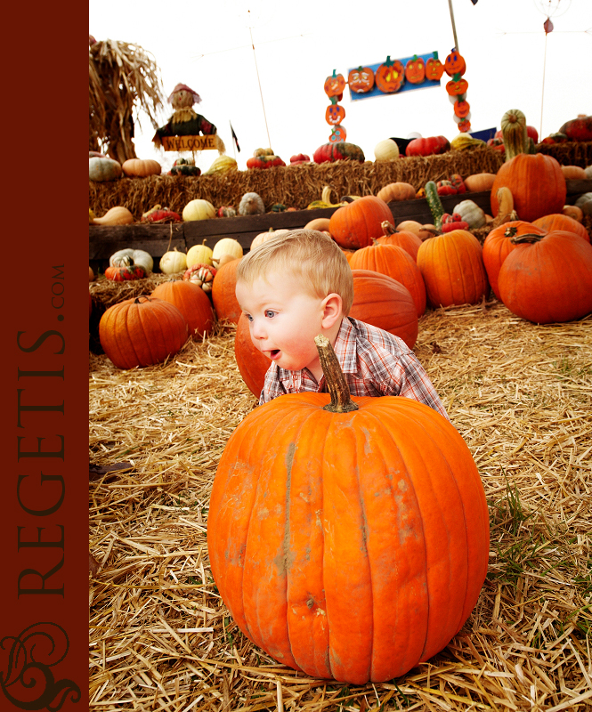 Jill, Scott and Kendal at the Pumpkin Patch in Centreville, Northern Virginia