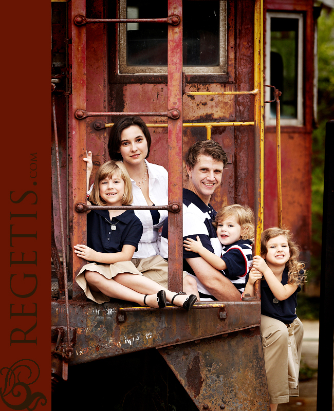 A Family Portrait Session with The Regeti's in Warrenton, VA